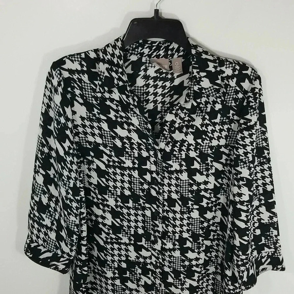 {Chico’s} Black & White Houndstooth Print Blouse 3/4 Sleeve High Low Hem - Picture 5 of 13